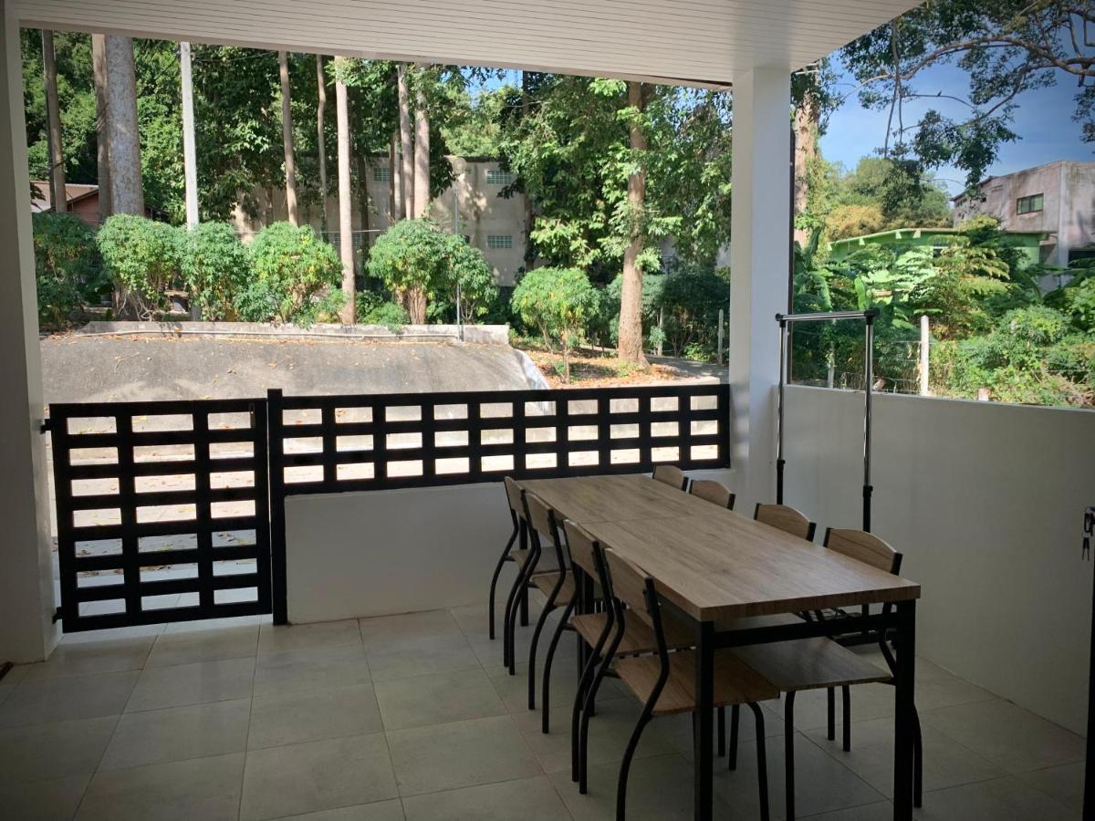 Island House Rentals 26 サメット島 エクステリア 写真