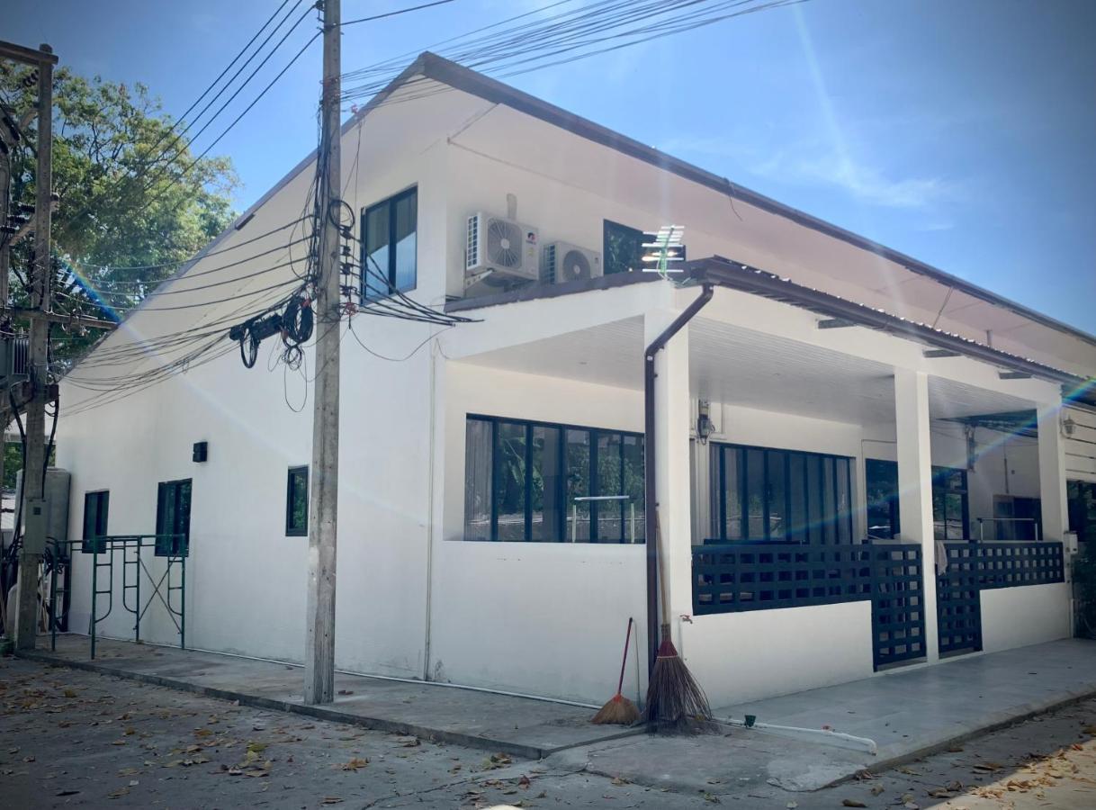Island House Rentals 26 サメット島 エクステリア 写真