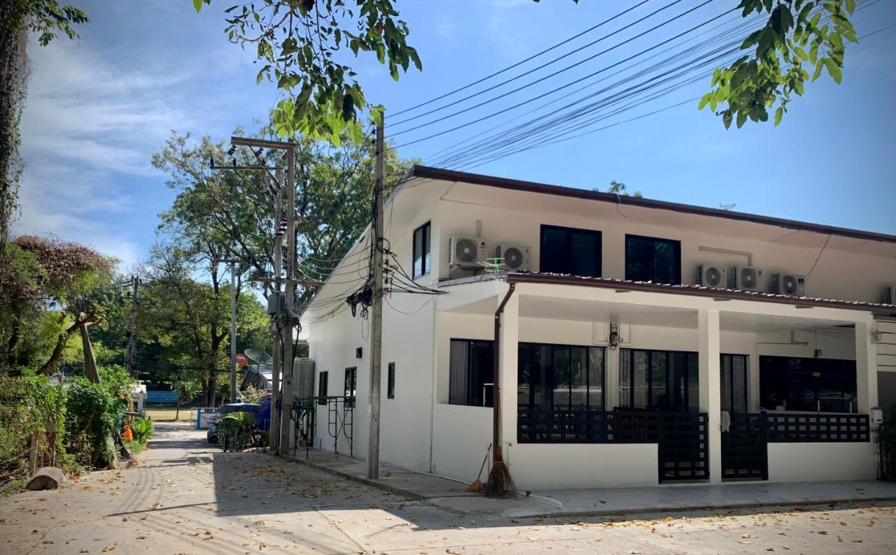 Island House Rentals 26 サメット島 エクステリア 写真
